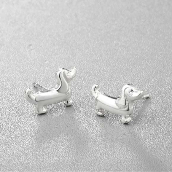 Silver Weiner Dog Dachshund Earrings - Picture 2 of 2